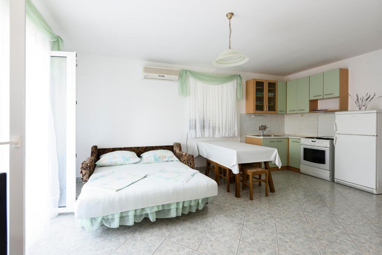 Apartments Golubic Sveti Petar  Ngoại thất bức ảnh