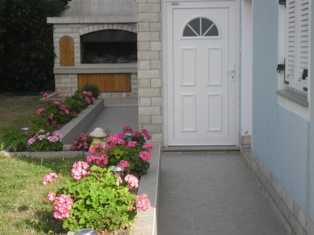 Apartments Golubic Sveti Petar  Ngoại thất bức ảnh